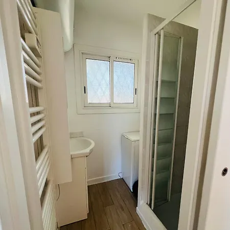 Seaside With Terrace And Free Parking - 2 Min Walk Villeneuve-Loubet