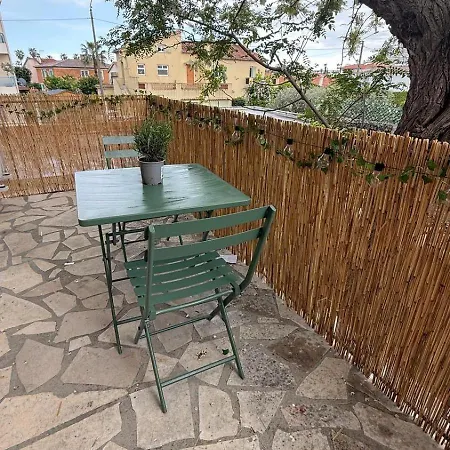Seaside With Terrace And Free Parking - 2 Min Walk Daire Villeneuve-Loubet