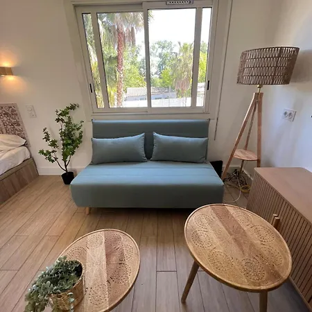 Daire Seaside With Terrace And Free Parking - 2 Min Walk Villeneuve-Loubet